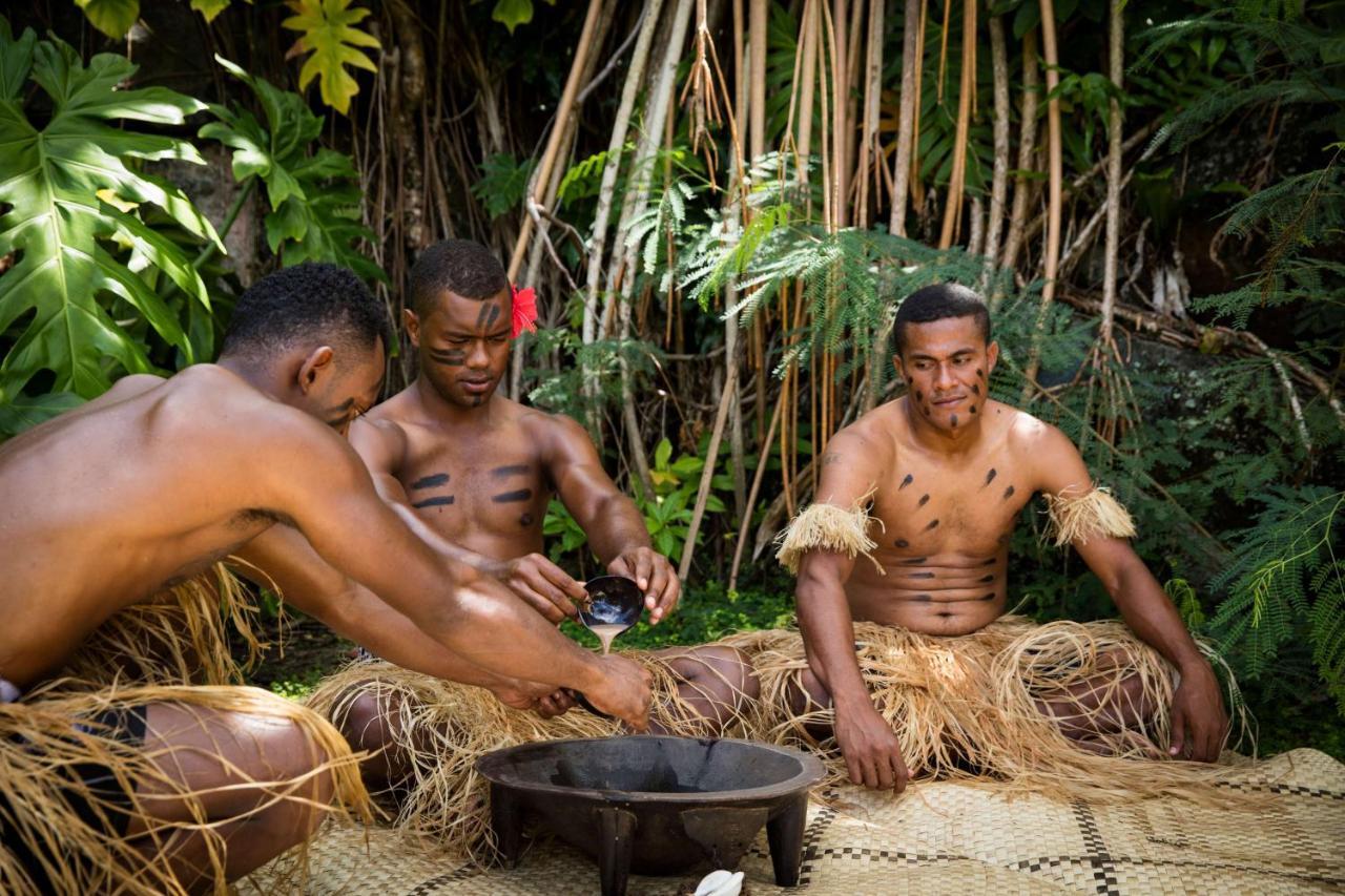 קורוטוגו Outrigger Fiji Beach Resort מראה חיצוני תמונה Kava ceremony in Fiji