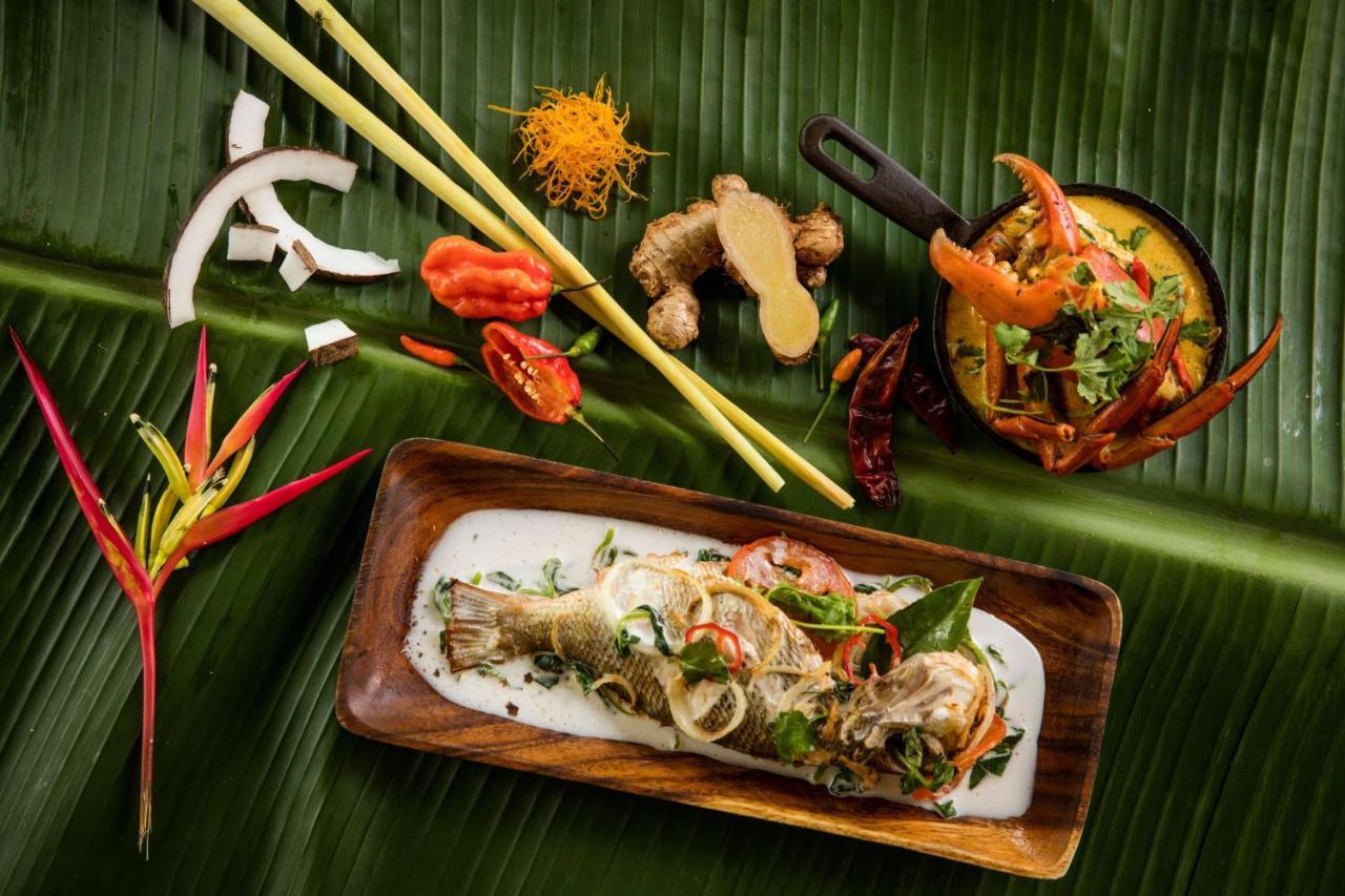 קורוטוגו Outrigger Fiji Beach Resort מראה חיצוני תמונה Thai food