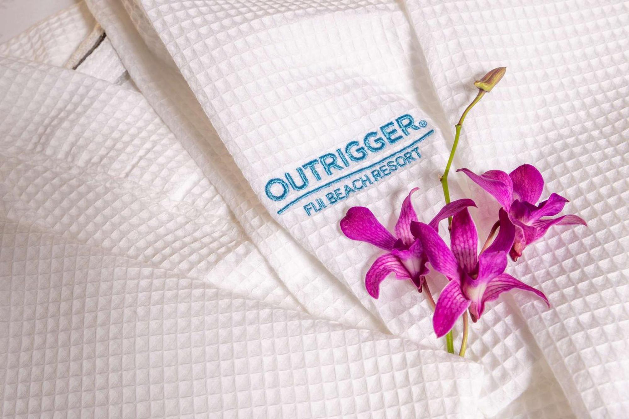קורוטוגו Outrigger Fiji Beach Resort מראה חיצוני תמונה