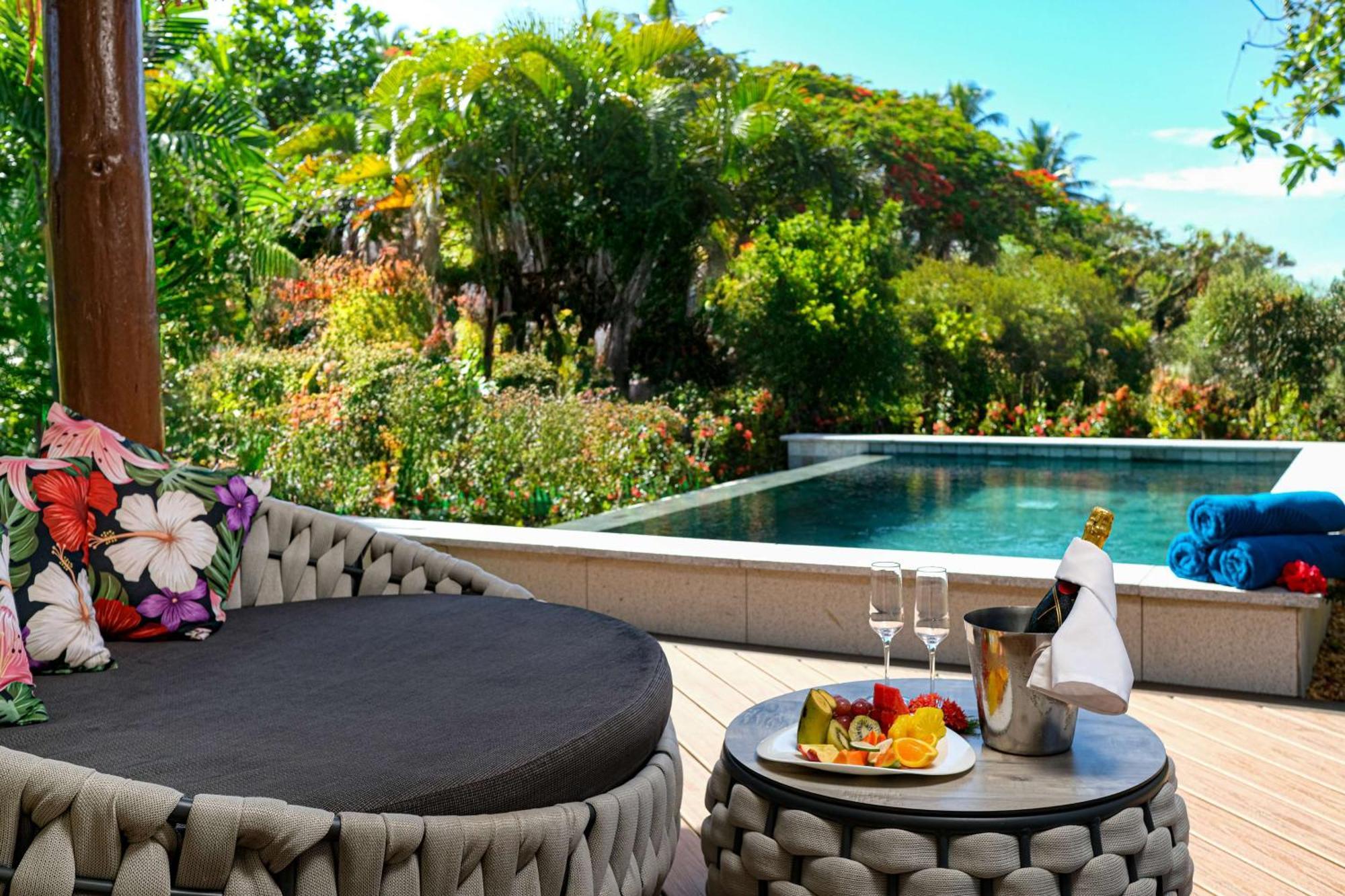 קורוטוגו Outrigger Fiji Beach Resort מראה חיצוני תמונה